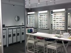 -目艮眼镜SHOWROOM(品牌集合店)