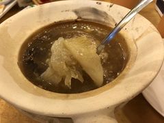 -J Daeng Seafood