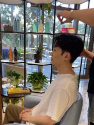 -MY WAY SALON
