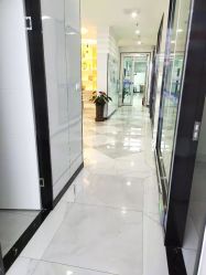 -蕾特恩专业祛痘旗舰店