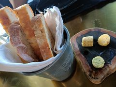 餐前包-AZUL by FUEL蓝色·法式酒馆(琶醍店)