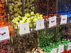 -VENCHI 闻绮(北京国贸商城店)