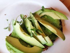 牛油果吐司-Egg•Allday Brunch(襄阳北路店)