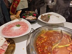 -老房老舍重庆火锅(假日城市店)