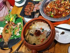 -老滇山寨•云南特色菜•地方菜•民族风情歌舞表演(金碧店)