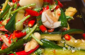 Spicy Vinegar Cucumber Salad