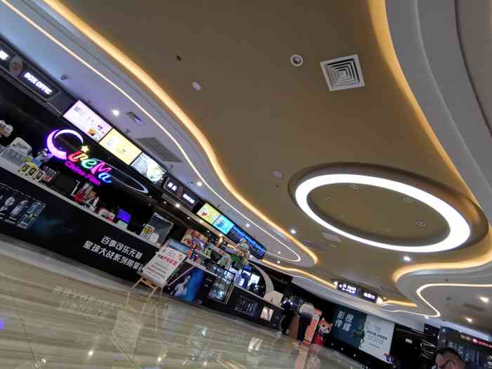 中影国际影城(九龙坡印象汇店)-"重新装修了,价格也提高了,以前办过一