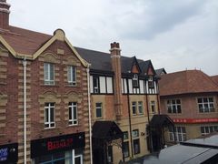 iphone_upload_pic-钟书阁(松江泰晤士小镇店)