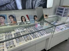 -阿波罗眼镜·蔡司授权店(孙厝店)