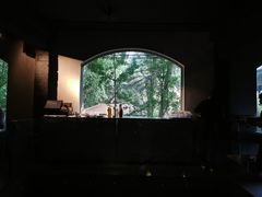 -穹六人间 people 6(岳阳路店)