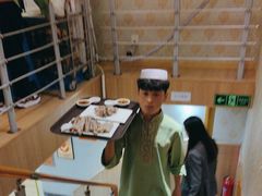 -贯贯吉·清真餐厅(浙江中路店)