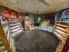 面包甜点陈列柜-袁记串串香(梁家巷店)