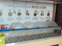 -七欣天香辣蟹火锅(上海银亿滨江店)
