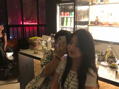 -Mx.cocktail bar