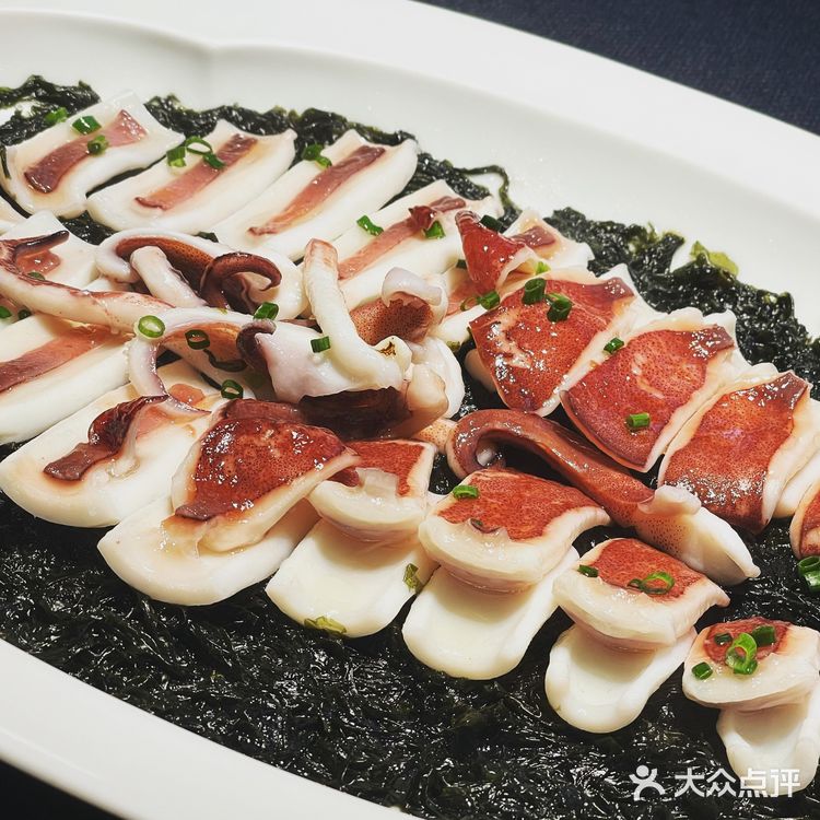 在新天地遇外滩