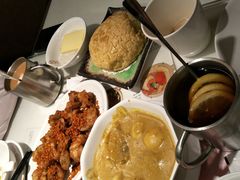-新大咀港式茶餐厅(宝山万达店)