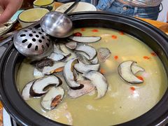 -菌之家·专业纯野生菌火锅·特色炒菌