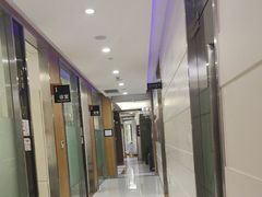 -雅悦齿科(顾村公园店)