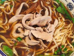 -镇南锅盖面馆(解放路店)