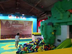 -恐龙探索乐园(磁器口店)