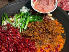 -沸炉重庆老火锅(军事博物馆店)