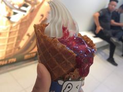 莓莓牛乳大华夫-波比艾斯(国金街店)