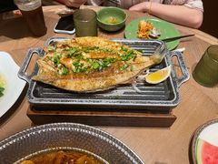 -耶里夏丽·丝路国际·新疆餐厅(浦东区东方路店)