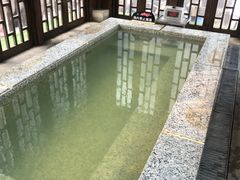 -裕龙汤泉