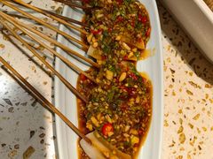 -小董哥烤串·爆汁大油边(故宫店)