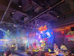 -喜鹊音乐酒馆(西街店)