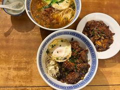 -沪西老弄堂面馆(定西路店)