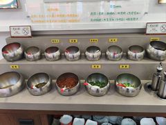 -毛辣果·贵州红酸汤牛肉火锅(西单店)