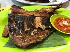 -明记烧鱼美味店