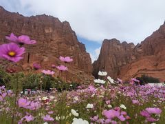 -天山神秘大峡谷
