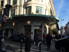 -乐蓬马歇百货公司(Rive Gauche)