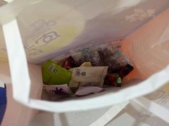 -来伊份1038(新村路三店)