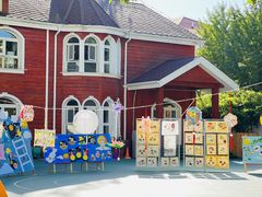 -红黄蓝幼儿园(颐东苑店)