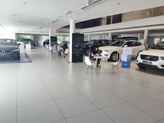 -杭州中沃沃尔沃4S店(滨江区店)