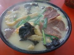 -三百碗宝应长鱼面(板仓街店)