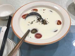 -马尔龙新疆饭店·清真(瑞景店)