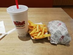 -The Habit Burger Grill 哈比特汉堡(爱琴海店)