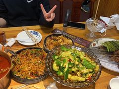 -东北小板凳地摊烧烤(泰来街店)
