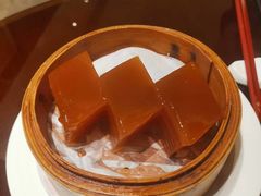 -广州中心皇冠假日酒店·百粤楼