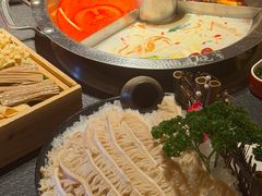 -晓宇重庆火锅(西安荟聚店)