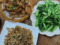 -南记食粥坊·宵夜大排档(莲花店)
