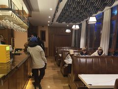 -黑青稞庄园·新式藏餐·牦牛肉汤锅(新都桥店)