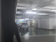 -吾悦广场(南京鼓楼店)