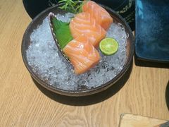 -沼津港精致料理·寿喜烧·烧鸟(青浦宝龙广场店)