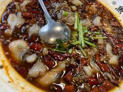 -雪湖煜辰鱼头老店(雪野湖店)