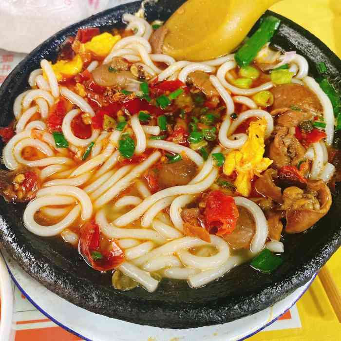 唯一老砂锅米线(三十年老店)-"那个被我猛赞的唯一米线又来了.